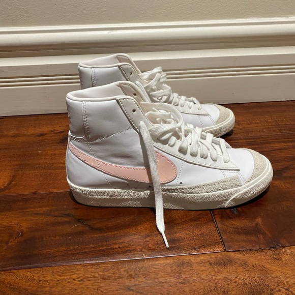 Nike High Tops - Picture 2 of 5